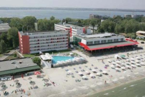 Oamenii de afaceri se reunesc la Mamaia